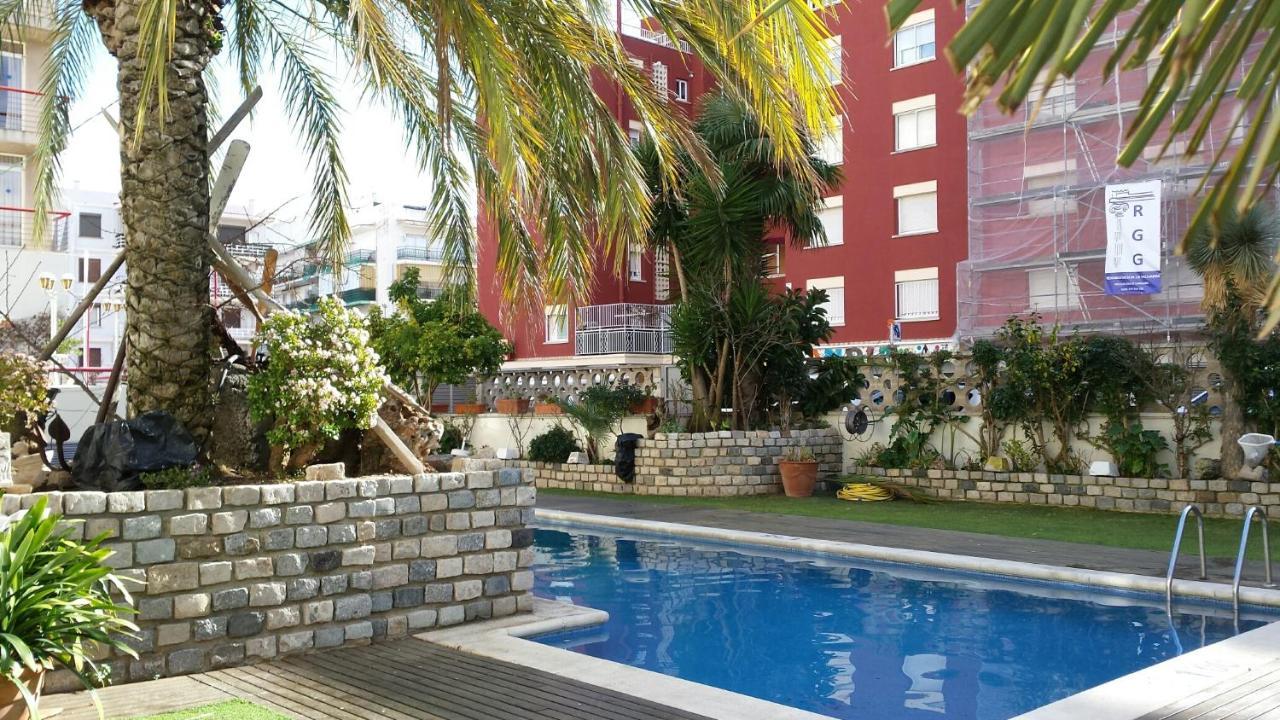 Apartaments Mar Blau Калелья Экстерьер фото