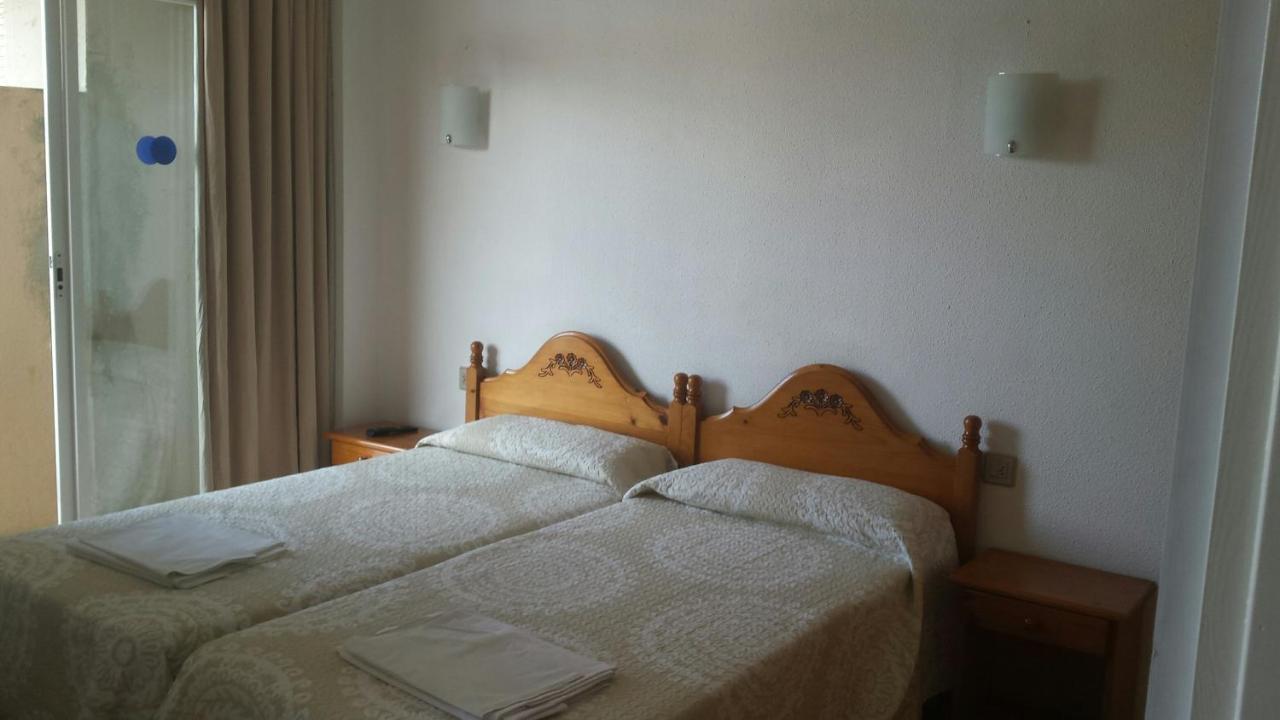 Apartaments Mar Blau Калелья Экстерьер фото
